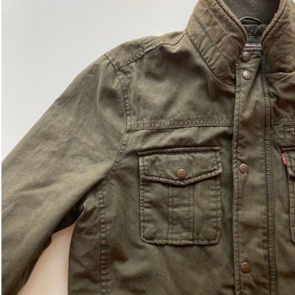 Men's LEVI'S Olive Washed Cotton Canvas Two Pocket Military Jacket, Size M - Picture 4 of 10